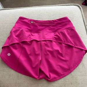Lululemon Sonic Pink Speed Up Shorts 4”- Size 2